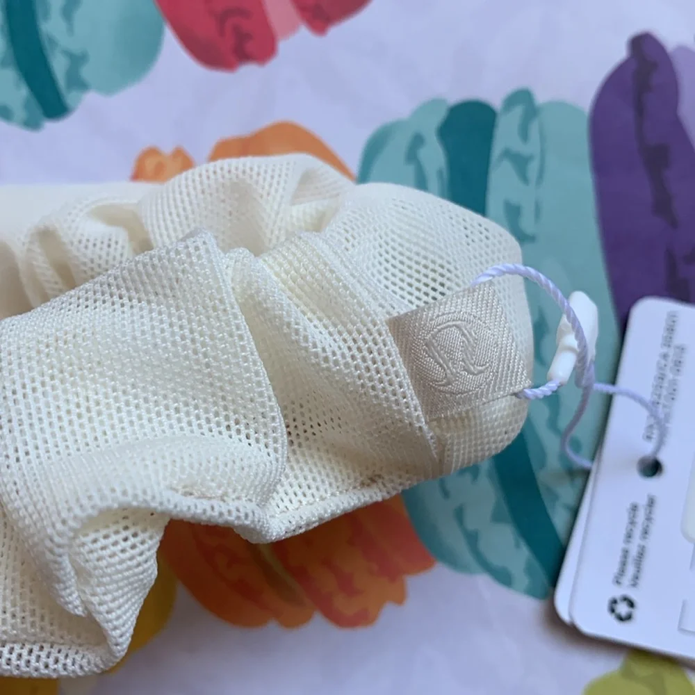 Lululemon Uplifting Scrunchie Almond Creamy Off-white Mesh NWT Hair tie